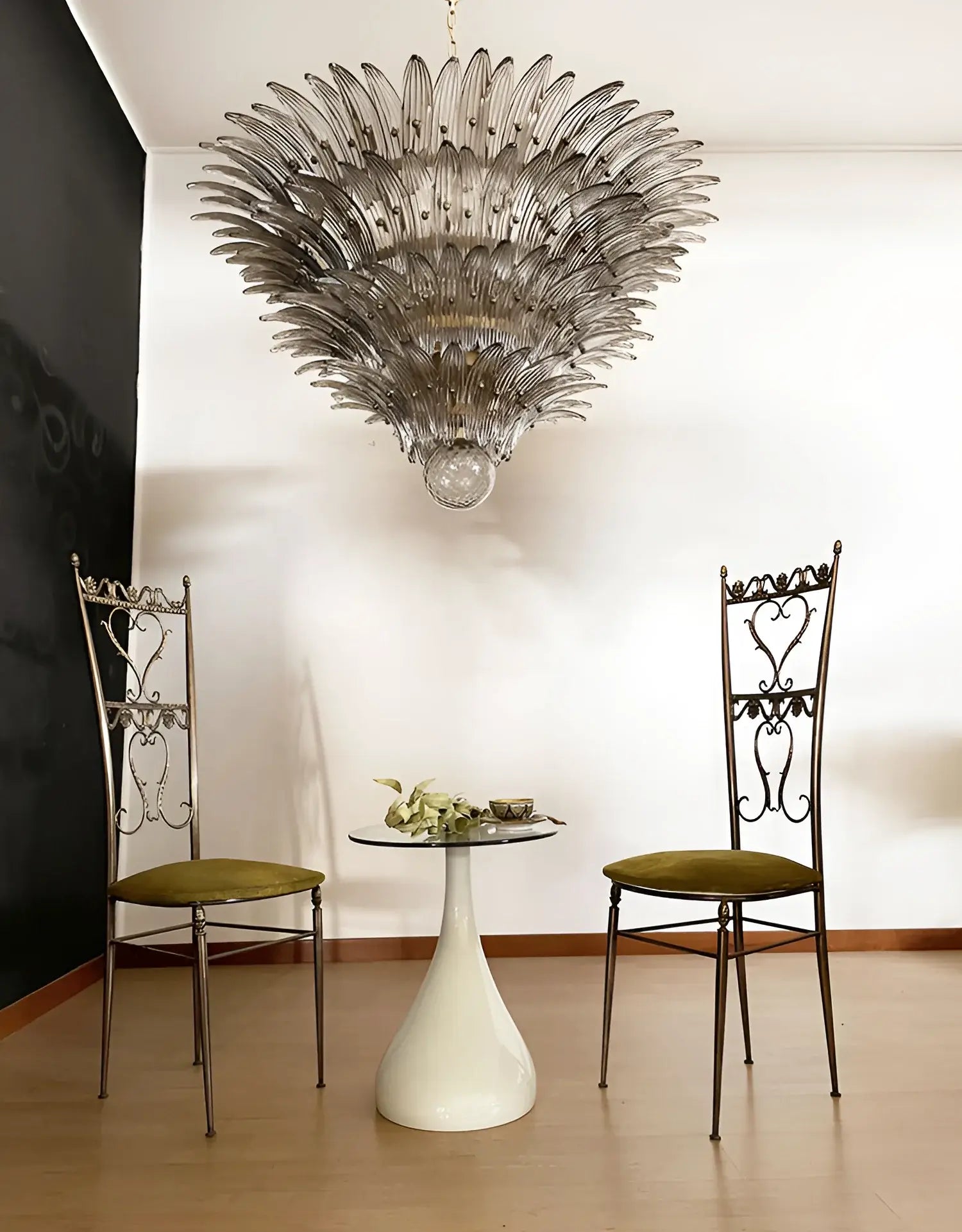 Palmette Murano Smoked Glass Chandelier