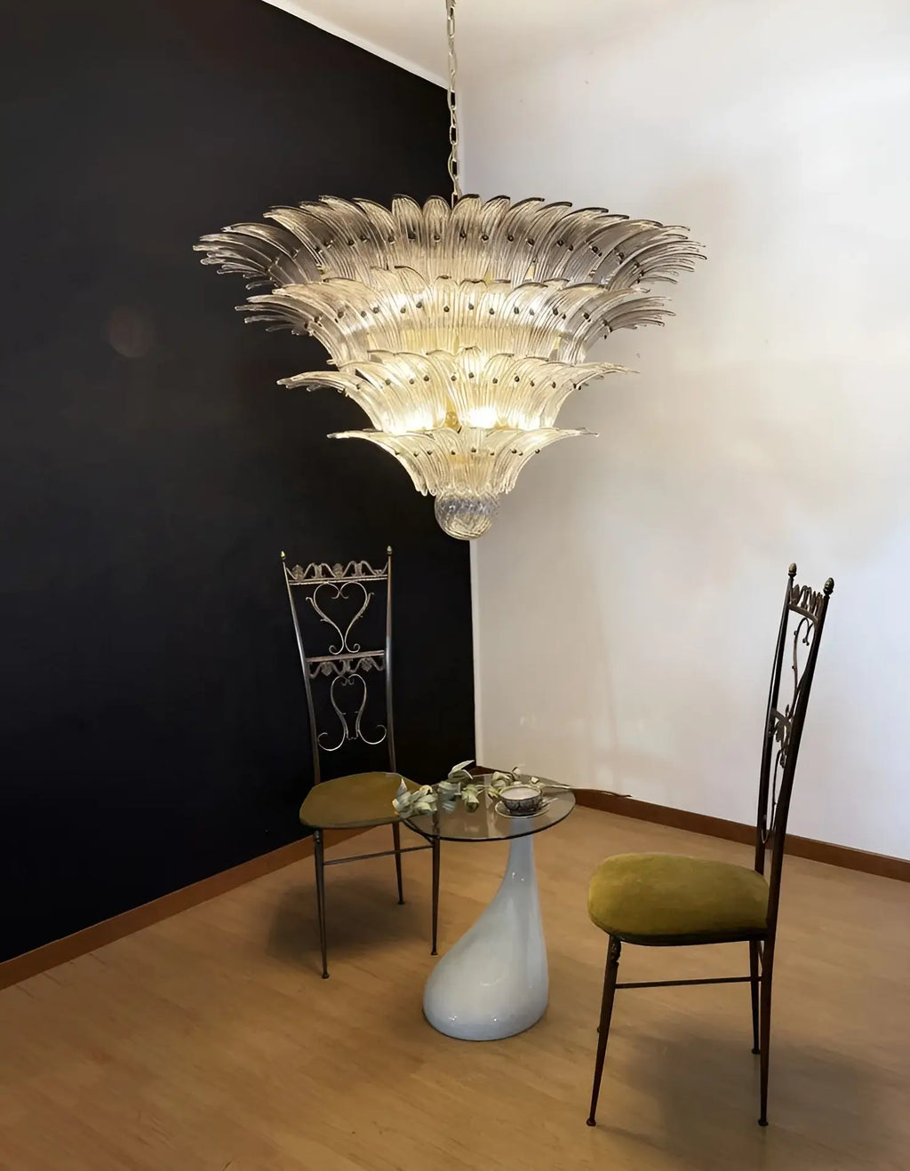 Palmette Murano Smoked Glass Chandelier